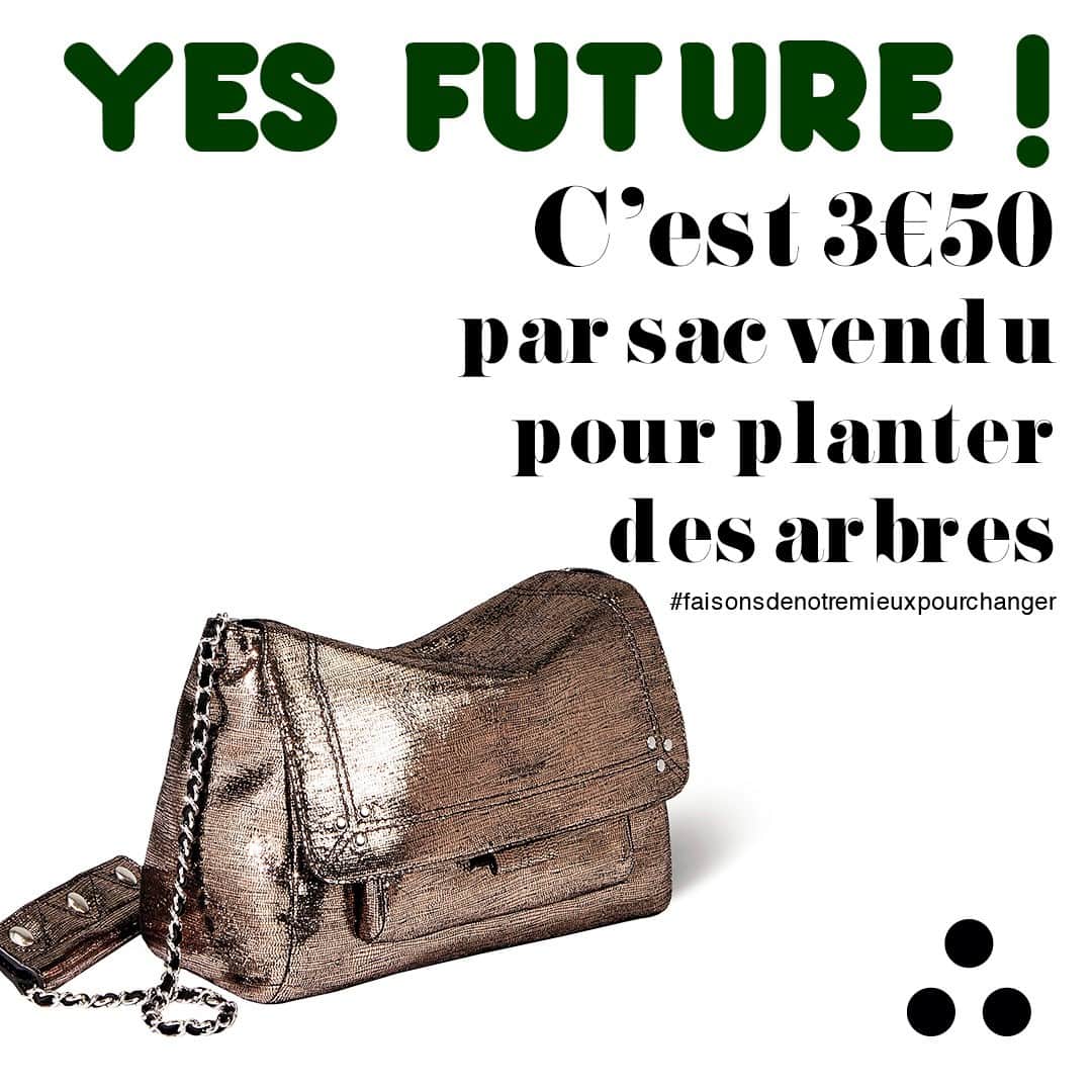 ジェロームドレイフュスのインスタグラム：「Since September 2019, Jérôme Dreyfuss has been a partner of the association Cœur de Forêt to support its project in Bolivia, one of the 10 richest countries in the world in terms of biodiversity. In one year, 4375 trees have been replanted, 50 growers and 50 beekeepers have been equipped and supported. It's a start #letsdobettertochange . . Art Direction @carolinnerennequin Photo @pierr_antoine #jeromedreyfuss #greenweek #greendays #noblackfriday」