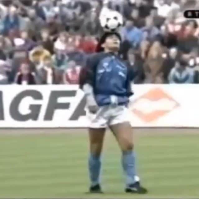 ティム・ケーヒルのインスタグラム：「THE GREATEST DIEGO MARADONA 🇦🇷」