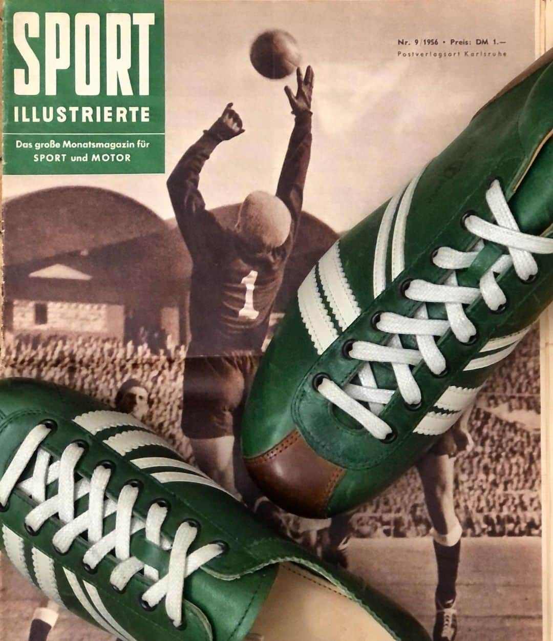 ツェハさんのインスタグラム写真 - (ツェハInstagram)「Happy In green ! #zehaberlin #sneakers #sportillustrierte #oldgermanbrand #vintagemagazine #vintage #heritage #madeineurope #handmade #greenisthenewblack #handgefertigt #fair #leather #berlintrend #carlhässner #vintageclothing #vintagesportswear #football #photooftheday #vintagefootball #calcio #brown #50fashion #50s #sneakershoes #sneakerslovers #grün」11月27日 2時10分 - zehaberlin