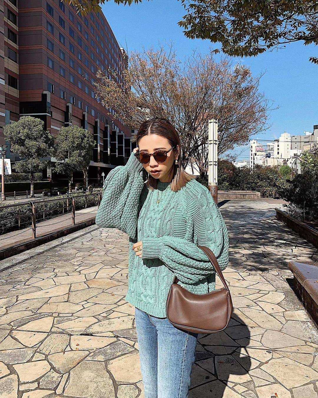 のインスタグラム：「. 𝐎𝐮𝐭𝐟𝐢𝐭🍏💚🍀 𝒌𝒏𝒊𝒕×𝒃𝒂𝒈 🏷 @ru.mint_shop.ce  LINE 友達登録で500円引きクーポンプレゼント中♡ LINE ID  @045bqvua (@も含む) ぜひ、登録してね✨ #rumint」