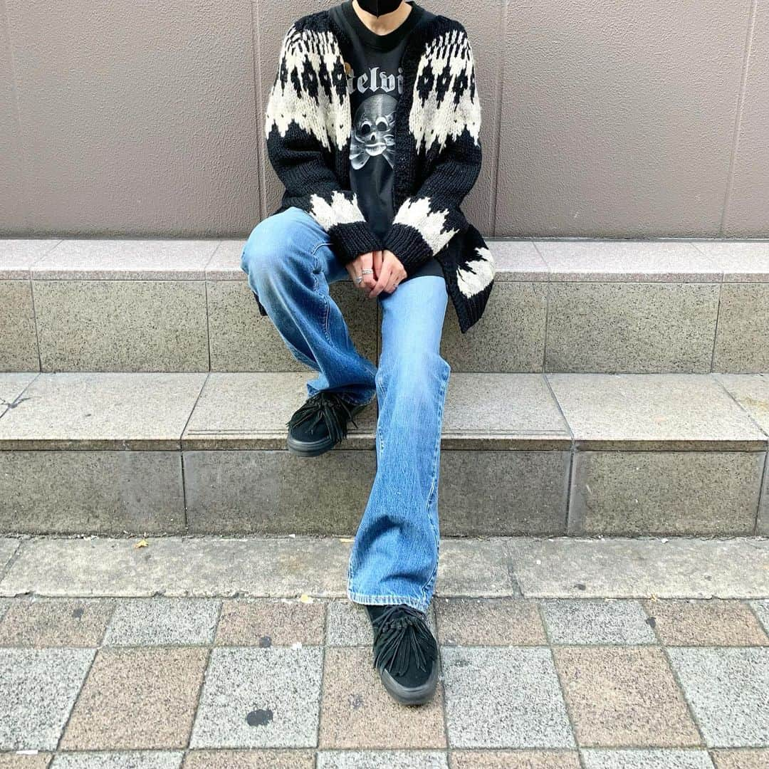 ジャムルさんのインスタグラム写真 - (ジャムルInstagram)「ノルディックカーディガン　SOLD OUT! . LEVI'S 517 '66 single' ¥18000+tax . 90's Melvins ¥20000+tax .  WEB SHOPに入荷しております。 是非ご覧ください。 jammru.com  #お問い合わせはお電話で承ります #jammru #osaka  #fashion  #streetstyle  #streetfashion  #vtg  #vintage  #used  #usedclothing  #古着 #古着屋 #ファッション #70s #80s #90s #ご来店の際はマスクの着用をお願い致します」11月26日 17時17分 - jammru