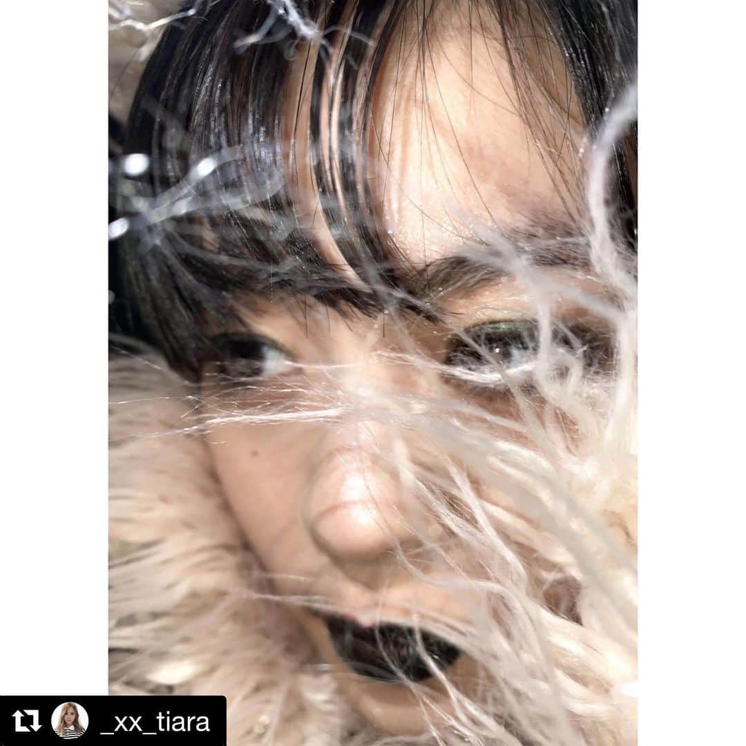 のインスタグラム：「#Repost @_xx_tiara with @get_repost ・・・ #作品撮りモデル #作品撮りモデル募集中  #ヘアメイクモデル募集 #美容学生と繋がりたい #美容学生 #ヘアメイク#ヘアメイクモデル募集 #カメラマンさんと繋がりたい #ベルスタグラム #ベルエポック美容専門学校 #instagood #スチール#black #green #メイク#メイクアップ #makeup #撮影 #撮影モデル  --------------- 原宿、美容、ファッションが好きな人！ 『オープンキャンパス予約/資料請求』は こちらから💁‍♀️💁‍♂️ @belle_harajuku」