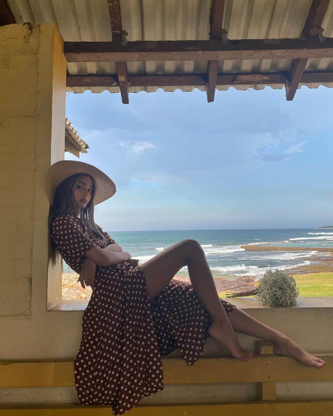 リリーマイマックのインスタグラム：「Summer is finally here in Sydney 🔥 @lpa @revolve」