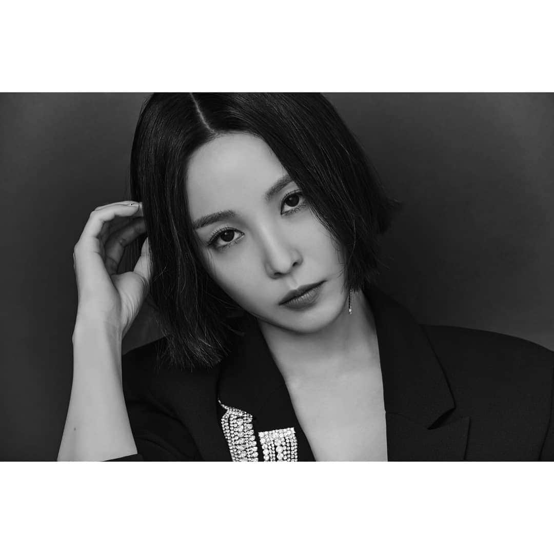 BoAさんのインスタグラム写真 - (BoAInstagram)「BoA 보아 The 10th Album [BETTER]  🎧 2020.12.01. 6PM KST 👉 boa.smtown.com  #BoA #보아 @boakwon #BETTER」11月26日 18時02分 - boasmtown