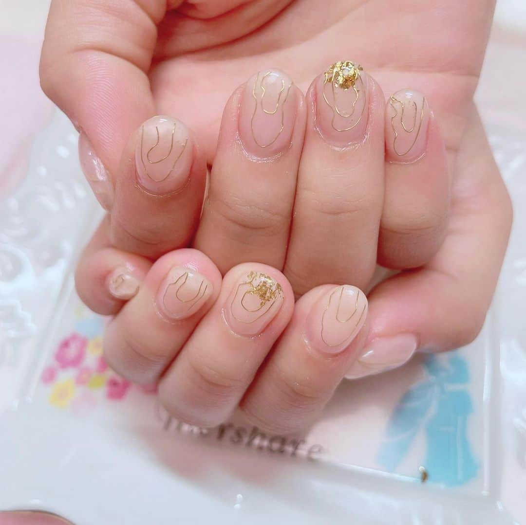 山内鈴蘭さんのインスタグラム写真 - (山内鈴蘭Instagram)「久しぶりにネイルしました💅💓 シンプルに大人っぽく🥺 ． ワイヤーを入れたんだよぉ♫ アレンジが可愛い！ @saa0526nail さん 今日もありがとうございます🥰🥰 ． ． ． #ネイル #ネイルサロン #ネイルデザイン #ワイヤーネイル  #恵比寿 #mershare #ネイルアート」11月26日 18時18分 - xxsuzuranxx