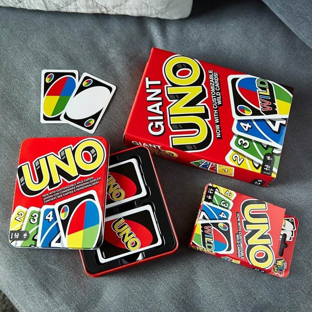 HYPEBEASTさんのインスタグラム写真 - (HYPEBEASTInstagram)「#hypeAF: @uno has finally settled the long, agonizing debate on whether or not a person has to say the words “UNO Out” when playing their last card. The verdict is: no, players do not have to call out the words. UNO clarified that doing so is a popular house rule but is not required. Let us know if you’ve been saying it. ⁠ Photo: @mattel」11月26日 18時45分 - hypebeast