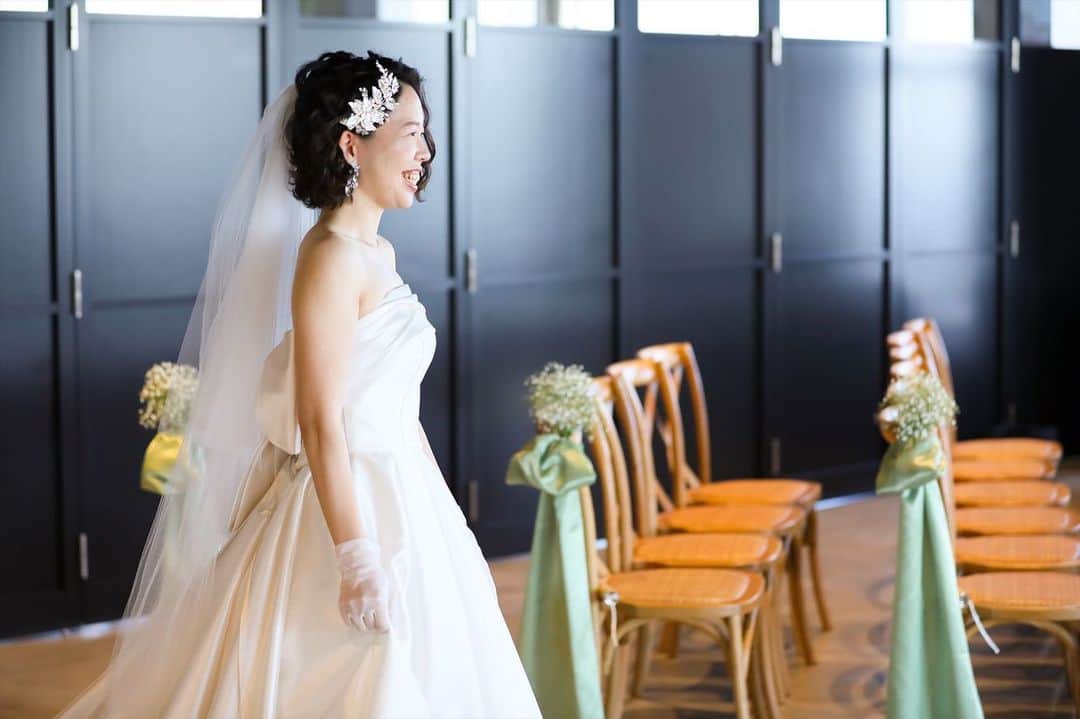 THE STYLE No.20 NEW YORK STYLE WEDDINGのインスタグラム：「.  ファーストミート♡  口コミサイトの料理部門5年連続No.1獲得 No.20で自分たちらしい結婚式が叶う . ↓詳しくはHPをチェック↓ https://www.styles.jp/wedding/20f/ . 週末＆平日ブライダルフェアを開催しております メッセージ or ダイレクトメールからでも予約可能 . ↓ TEL ↓ 086-234-7310 . ↓ MAIL ↓ info-thestyle@styles.jpn.com . #thestyle #wedding #bridal #party #weddingparty #weddingphoto #weddingdress#starwedding #instagood #instalike #love #style #instapic  #結婚式 #結婚 #岡山結婚式 #ウェディング #プレ花嫁 #花嫁#ファーストミート #テーブルコーディネート #結婚式準備 #日本中のプレ花嫁さんと繋がりたい #ウェディングドレス #ウェディングフォト #ウェディングレポ #令和婚 #令和」