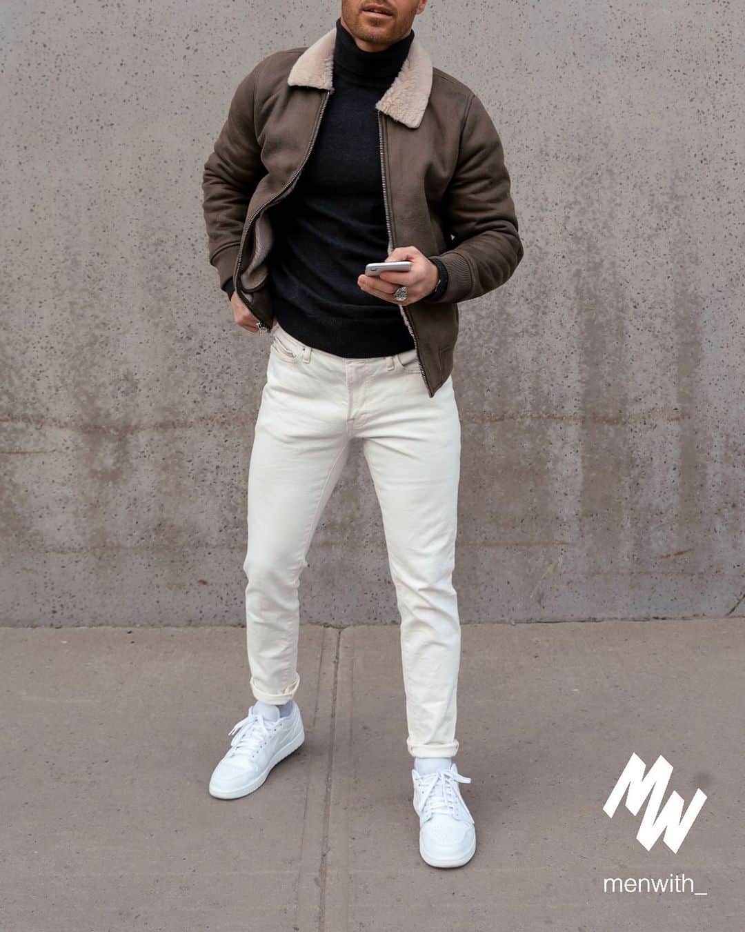 Men Withのインスタグラム：「Love this outfit worn by our dear friend @mr.danielocean 👌🏽 #menwithstreetstyle」