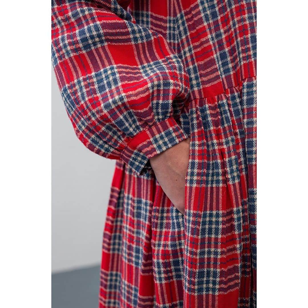 キャベジズ&ローゼズさんのインスタグラム写真 - (キャベジズ&ローゼズInstagram)「Coats to twirl in. 💃 Our charming Moli coat dress in a cheerful red & blue Italian check. 💙❤️💙❤️ @christina_strutt @scottlongjphoto @rosalienelson #coats #twirl #britishfashion #shoplocal #localbusiness #localbrand #brutonhighstreet #bruton #somerset #independentbusiness #independentretailers」11月26日 20時09分 - cabbages_and_roses