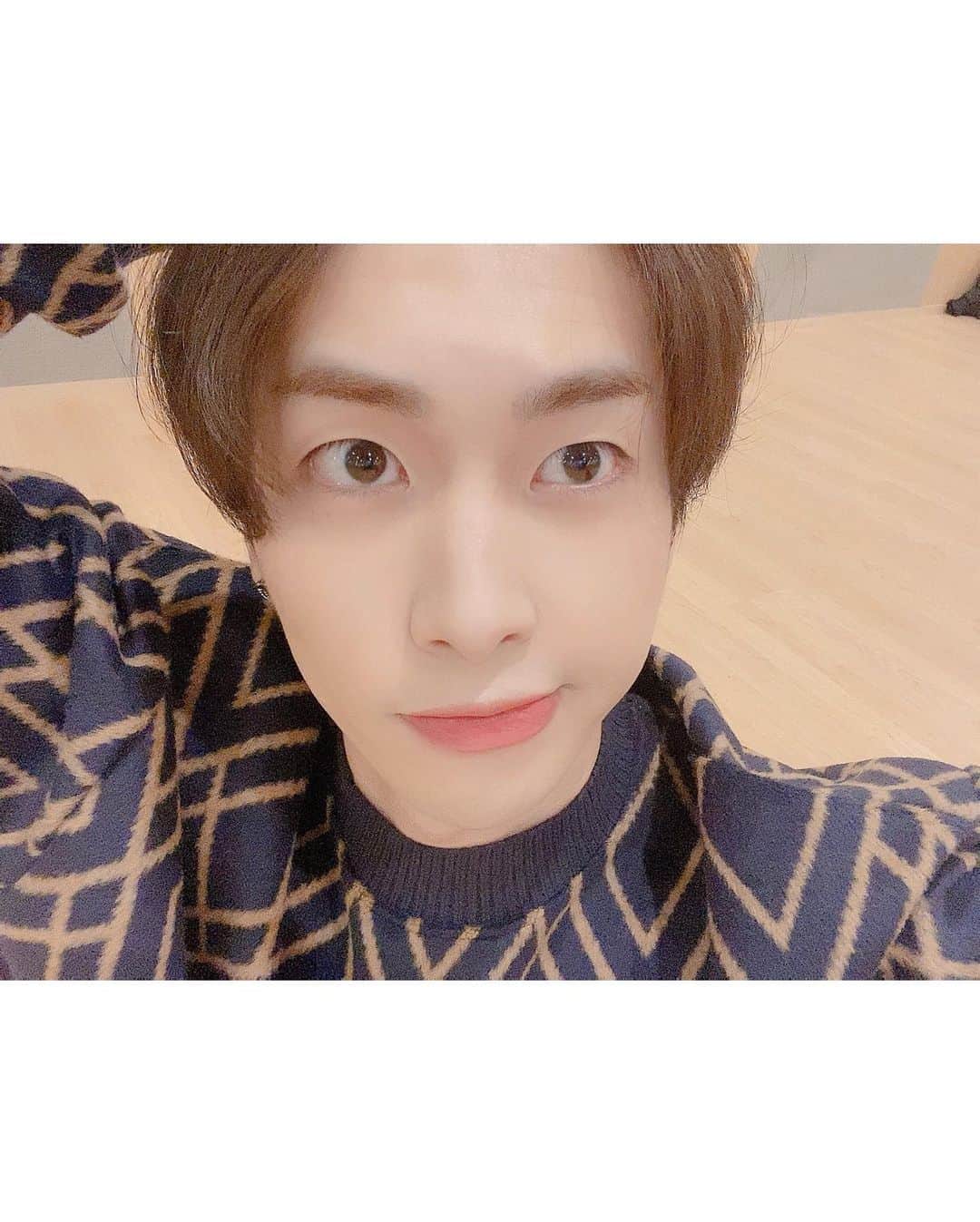 UP10TIONさんのインスタグラム写真 - (UP10TIONInstagram)「💛 #샤오 #xiao」11月26日 20時25分 - u10t_official