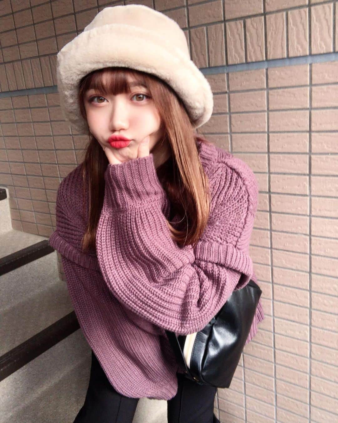 小澤しぇいんさんのインスタグラム写真 - (小澤しぇいんInstagram)「今日のコーデ💜🖤  knit→ @grl_official   pants→ @pageboy_pr   bag→ @tideway_official   hat→ @casselini_official   shoes→ @ugg   #grl#pageboy#tideway#casselini #ugg#cordinate#fashion#グレイル#ペイジボーイ#キャセリーニ#アグ#ニット#パープルコーデ#コーデ#ファッション」11月26日 20時30分 - 1217_shane