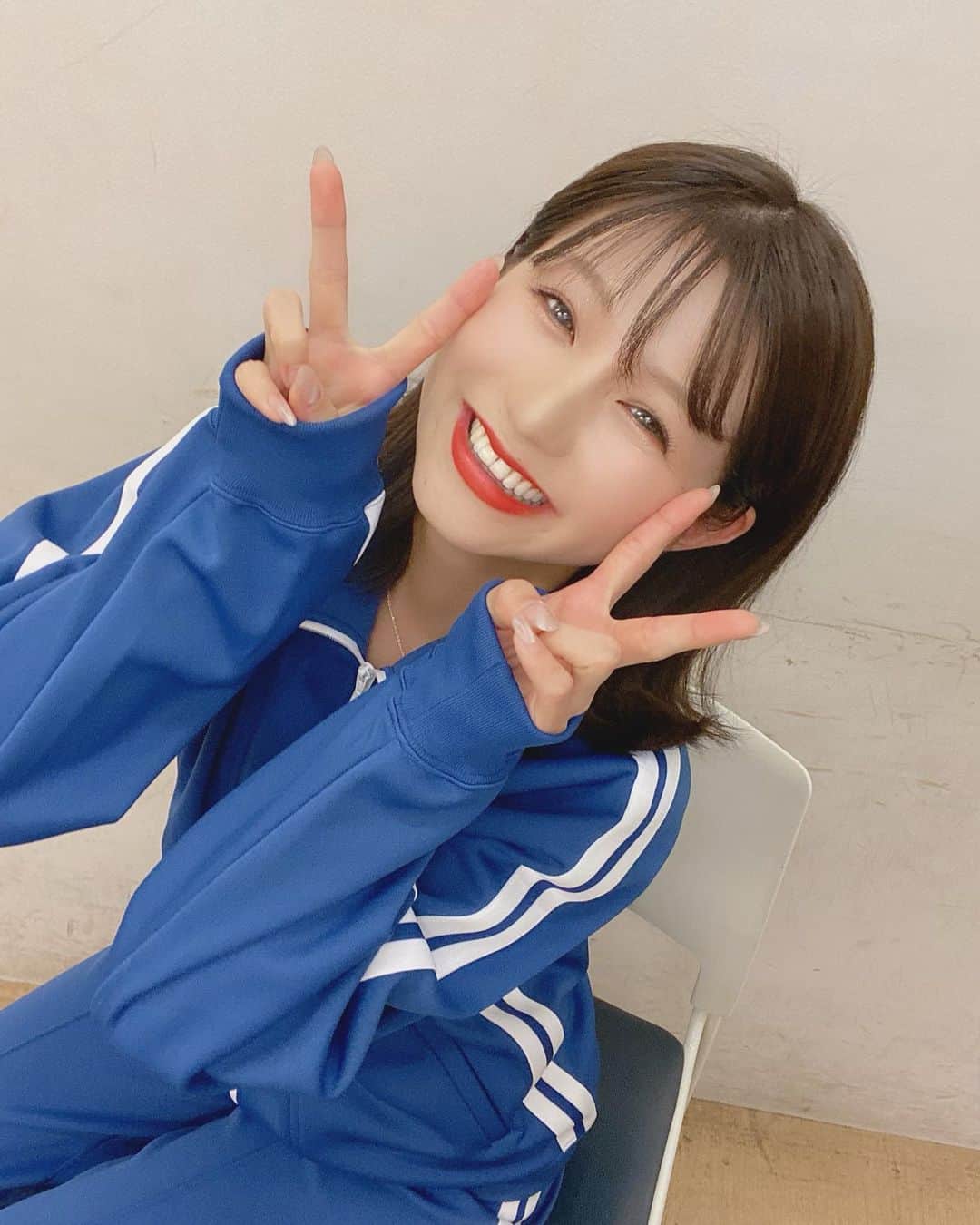 谷川愛梨のインスタグラム：「✌︎」