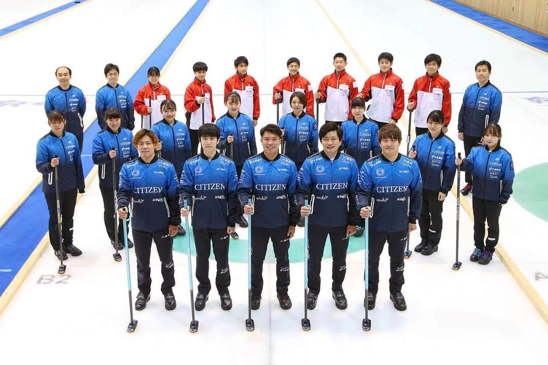 山口剛史のインスタグラム：「🥌2020-2021🥌 クラブチーム カーリングSC軽井沢クラブ 応援宜しくお願い致します‼️ #カーリング #クラブチーム #SC軽井沢クラブ #SC軽井沢クラブエリート #SC軽井沢クラブjr. #SC軽井沢クラブエリートアカデミー #軽井沢から世界へ #citizen #大東建託 #八海山 #エステー #グラファイトデザイン #クレブ #恵仁会 #軽井沢ビール #スマイルホテル #長岡鉄工 #ROOTS #田口紙業株式会社 #軽井沢タリアセン #離山房 #フィールドマネジメント #ヤオトク #Finc #YONEX #コアフォース #建築サポート #hardline」