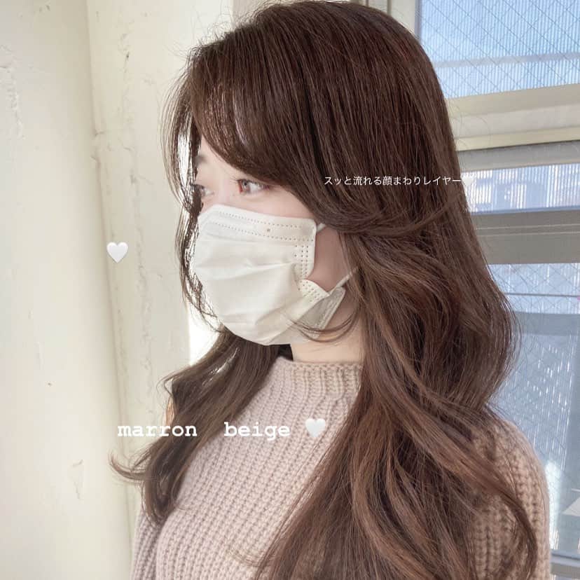 佃加菜のインスタグラム：「#スッと流れる顔まわりレイヤー🤍﻿ ﻿ 前髪から繋がるゆるいくびれレイヤーで大人可愛らしく🤍﻿ ﻿ 後ろワンカールでも顔まわりのニュアンスでキレイめな印象になります♡﻿ ﻿ ﻿ "可愛い"から"可愛らしい大人"に🤍﻿ ﻿ カラーはマロンベージュ🤍﻿ ブリーチ無しで品の良い髪質に🤍」