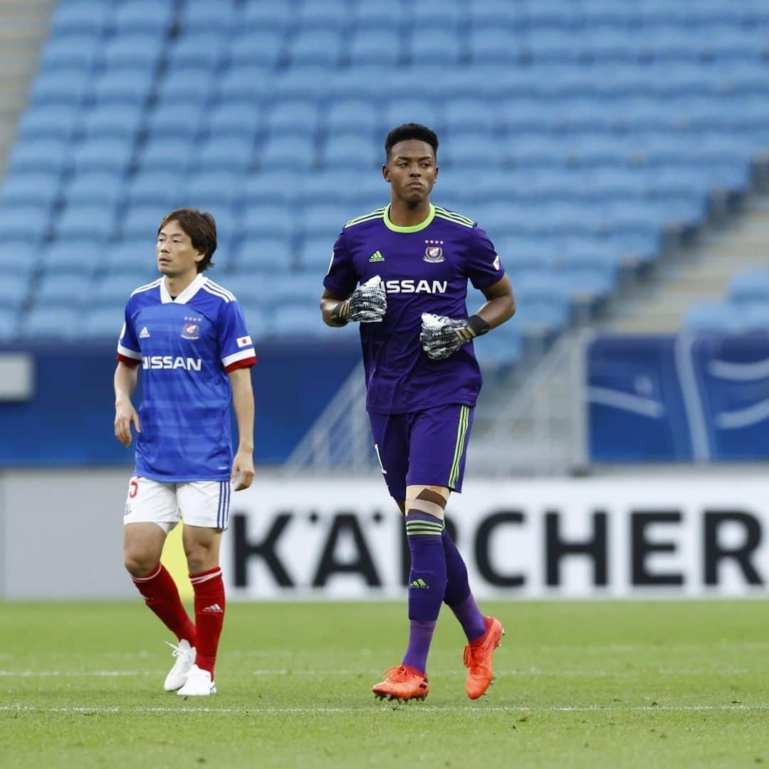 和田拓也さんのインスタグラム写真 - (和田拓也Instagram)「勝ち点３👏 オビありがとう👍👍 #fmarinos #KeepSailTogether #和田拓也」11月26日 22時25分 - takuyawada33