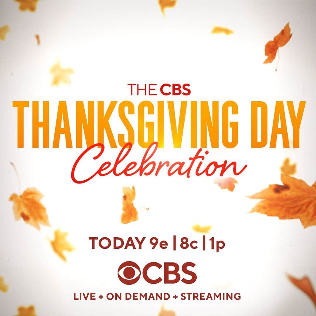 CBSさんのインスタグラム写真 - (CBSInstagram)「Happy #Thanksgiving! Join @keltie, @kevinfrazier and many more for The CBS Thanksgiving Day Celebration TODAY at 9am ET/8 CT and 1pm PT on CBS and @cbsallaccess. 🍂」11月26日 22時37分 - cbstv