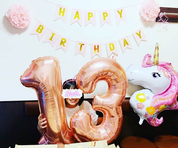 杉浦太陽さんのインスタグラム写真 - (杉浦太陽Instagram)「長女・希空の誕生日🎂🎉  ノアが産まれて、  そんなに経ったかぁ…  毎年、当時のことを振り返りつつ、、、  今の希空の成長を見つつ…  結論…  最高しかないっ！！  愛おしさ全開❗️❗️  13歳になり、  ティーンに突入して、  これからの成長が楽しみです！！！！  @sugiurataiyou_official  #希空 #ノア #長女 #愛娘 #13歳 #ティーン突入 #おめでとう #大好きだよ」11月26日 22時56分 - sugiurataiyou_official