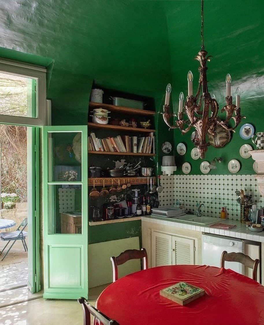 AnOther Magazineさんのインスタグラム写真 - (AnOther MagazineInstagram)「#DreamHome – garden green interiors in artist Guy de Rougemont’s south of France dwelling 💚⁠⠀ ⁠⠀ RG @tat.london, photography by @ambroisetezenas, @archdigest 🔁⁠」11月26日 23時15分 - anothermagazine