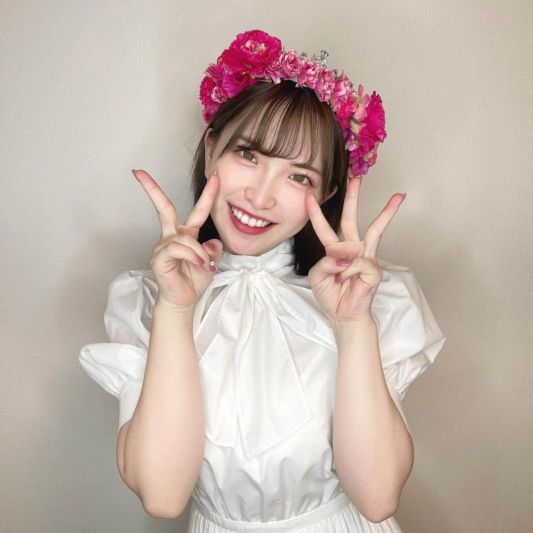 のインスタグラム：「日付が変わって本日11月27日、23歳になりました✌️ . 22歳の一年は本当にいろんなことがあって、でもその中で私にとって大切な事を見極めることが出来ました😊 23歳の一年も楽しむぞー！！ . #birthday  #23rdbirthday」