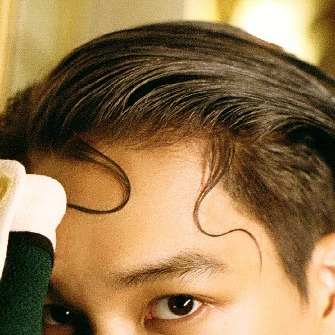 EXOさんのインスタグラム写真 - (EXOInstagram)「‘FILM : KAI’  KAI 카이 The 1st Mini Album [KAI (开)]  🎧 2020.11.30. 6PM KST 👉 kai.smtown.com  #카이 #KAI @zkdlin #엑소 #EXO #weareoneEXO #开 #Ride_Or_Die」11月27日 0時26分 - weareone.exo