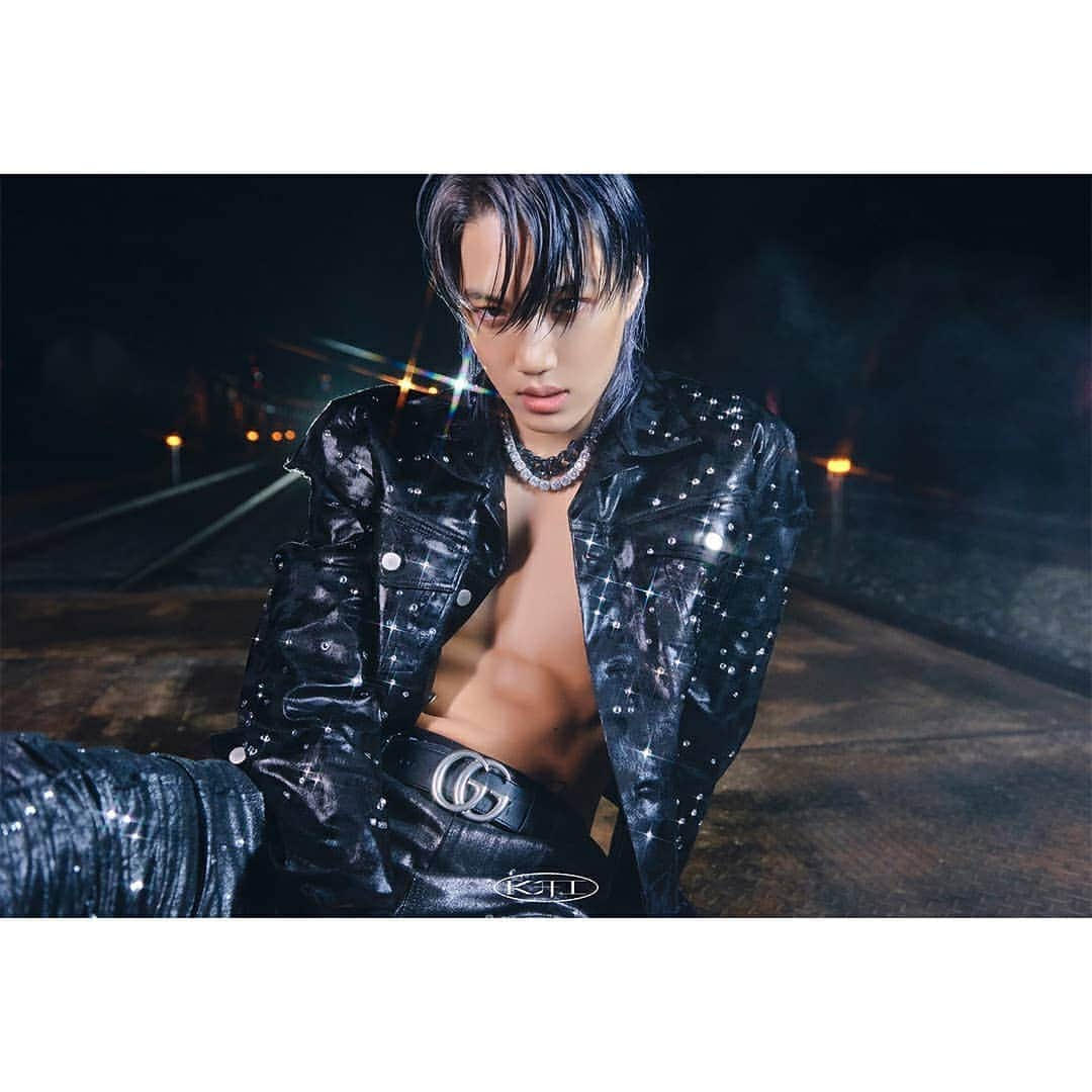 EXOさんのインスタグラム写真 - (EXOInstagram)「KAI 카이 The 1st Mini Album [KAI (开)]  🎧 2020.11.30. 6PM KST 👉 kai.smtown.com  #카이 #KAI @zkdlin #엑소 #EXO #weareoneEXO #开 #음 #Mmmh」11月27日 0時27分 - weareone.exo