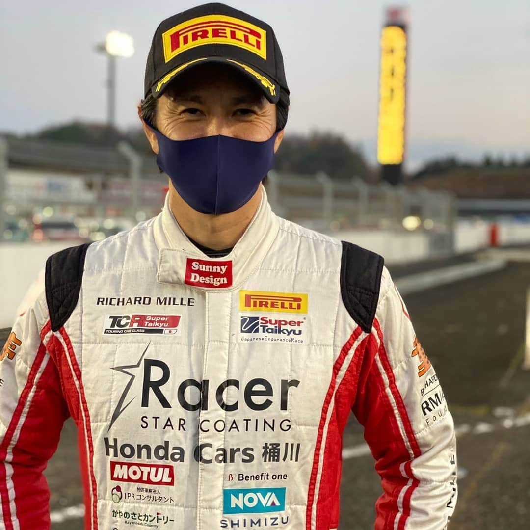 中野信治のインスタグラム：「Super Taikyu Round 4 @ Motegi  Q  1st 🥇  R  2nd 🥈  ちょっと悔しい PP to  2nd...  マシンセットも作戦も私のイメージ通りだったのですが...  チームメート達の成長を感じることが出来たのは、私にとってのポジティブ。  Aドライバーの予選での走りは素晴らしかった👏  オートポリスでは、忘れ物を獲りにいくよ😈  #97 の応援を有難うございました❗  #honda #civic #car #racing  #supertaikyu  #motorsport  #team」