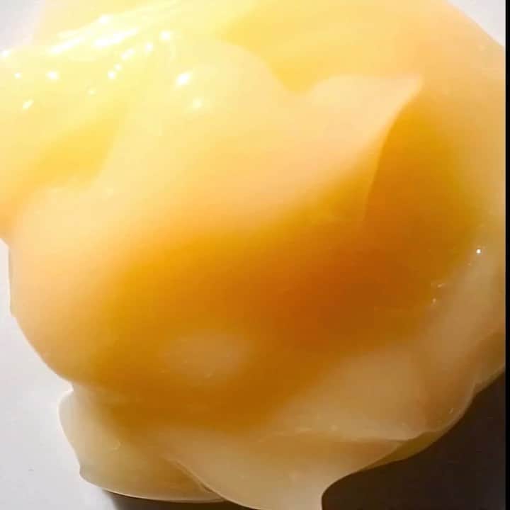 Smashboxのインスタグラム：「The yummiest swatching video you ever did see. Now brb, gonna go swatch some mashed potatoes. What's your fav holiday side???」