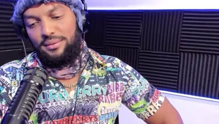 ホセ・レイエスのインスタグラム：「Un Boni huevo digo dato😩🤦🏿‍♂️ @elboni2307 🎺」
