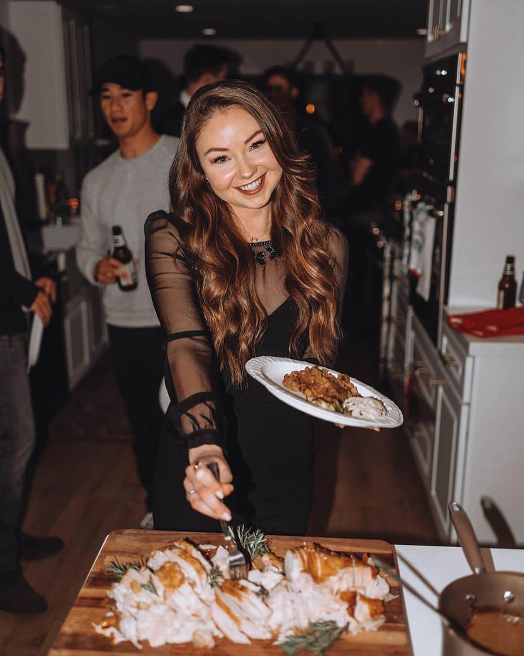 Meredith Fosterさんのインスタグラム写真 - (Meredith FosterInstagram)「Give thanks to the Lord, for he is good! His love endures forever! 1 Chronicles 16:34  Donation link in my bio if you would like to help your community and provide someones Thanksgiving meal @salvationarmyus ❤️🦃」11月27日 2時58分 - meredithfoster
