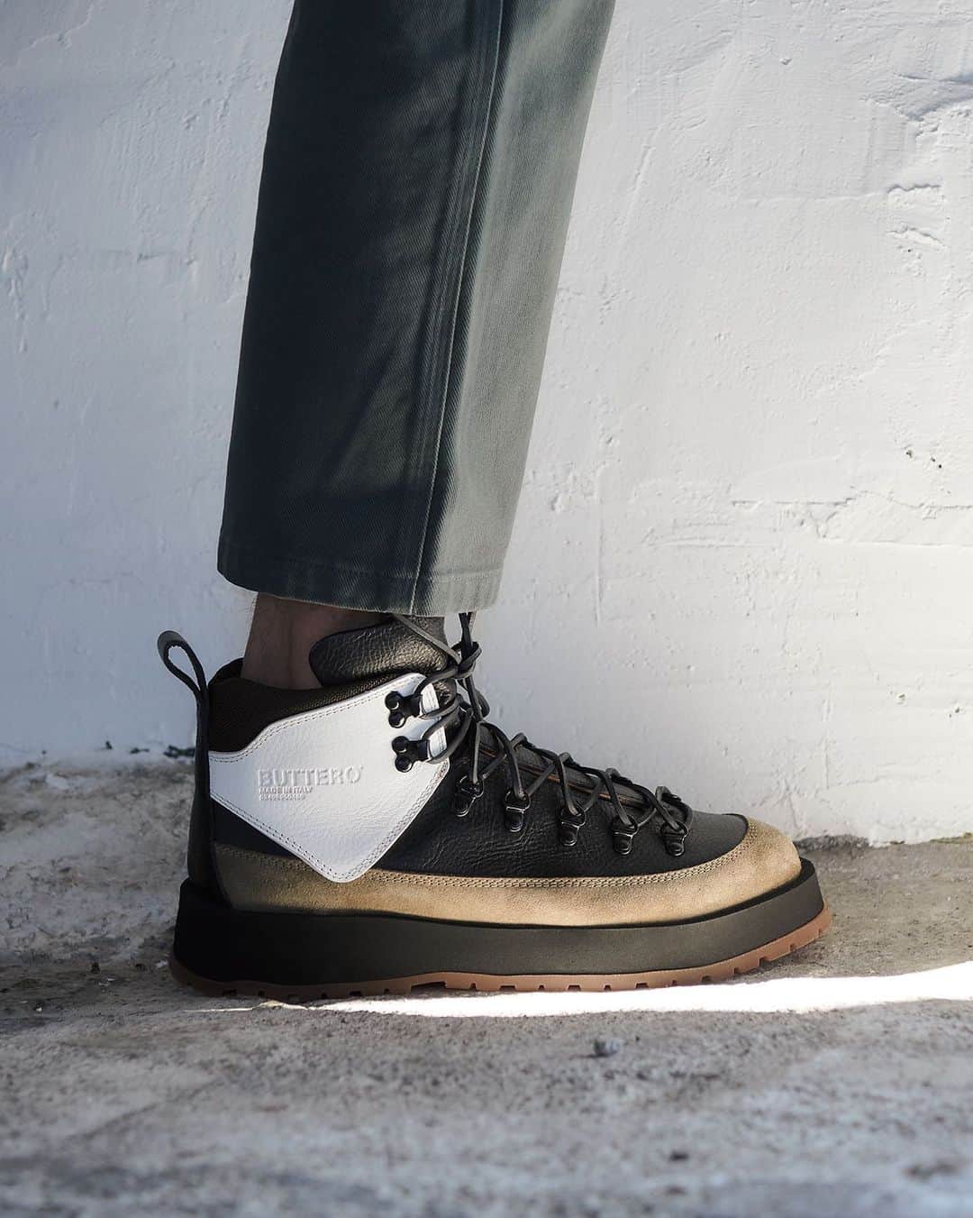 のインスタグラム：「Made for the elements. Inspired by the great outdoors, here’s the #Vetta hiking boots. #FW21 #buttero」
