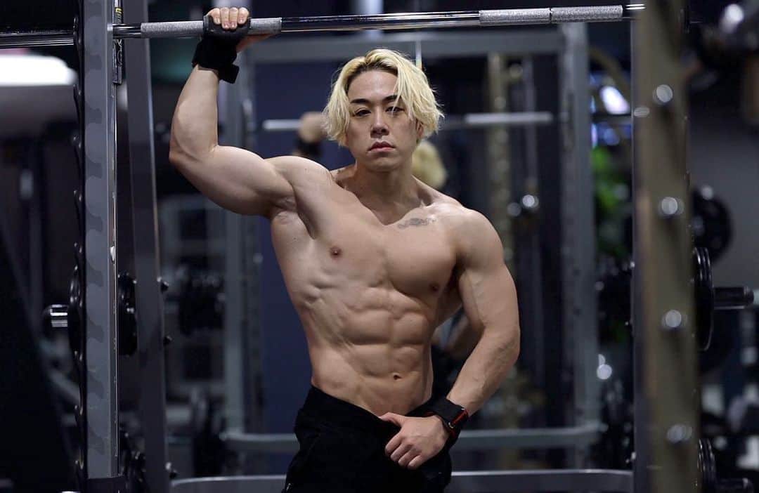 山澤礼明さんのインスタグラム写真 山澤礼明instagram 今日も一日を乗り切り 日が経つのを楽しみにしています なぜだと思いますか 東京スイーツ巡りが出来るからです 今回は大会へのプレッシャーも殆どないですし私生活が良いので落ちついたメンタルで大会に