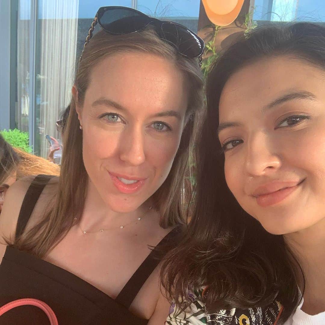 ラライン・シャーのインスタグラム：「Soul Sister : A sister not related by blood but bonded at heart through time,space, and distance. Traits include : listening and understanding fully without judgement or solution; knowing the right thing to say; sharing belongings and desserts; regularly reminding each other of their strengths.  Since our Africa trip in February we have been apart but never in heart. Praying for her recovery and healing from her illness this year and may chemo do her well and get her back to her sprightly self by the end of 2020! 💕 If anyone knows the word resilience its @nicole.seagriff !  Throughout the beginning of the pandemic she has been a brave frontline worker.  Nicole is a Nurse Practitioner (and for those who don’t know what that entails) she serves in a community health center @chc1ct providing health care services in medically underserved rural and urban areas in the United States. Nurse-managed health centers provide health care to thousands of uninsured and underinsured people every year. These are some of the many unseen heroes of this crazy pandemic. Needless to say, the lives she’s touched (including mine) is lucky to have her🍀  This Thanksgiving I am grateful to have @nicole.seagriff as my my soul sister. How lucky to have someone so determined and accomplished (also loves desserts!) to journey with in this long hike called life!   Can’t wait for us to get together and sing our favorite Disney song “Almost there!” You are almost there!   #thanksgiving #soulsisters #healing #proud #inspiration」