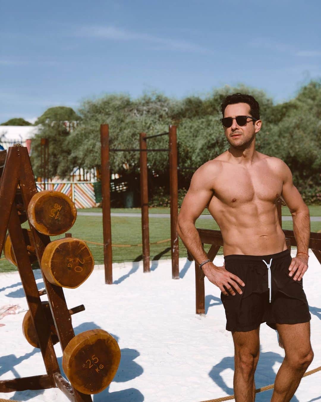 Sezgin YILMAZのインスタグラム：「jungle fever.. 🦍」