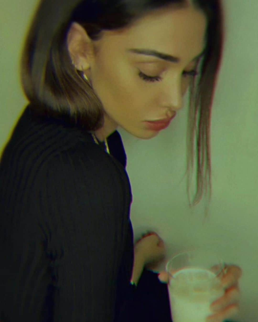 ベレン・ロドリゲスのインスタグラム：「🥛」