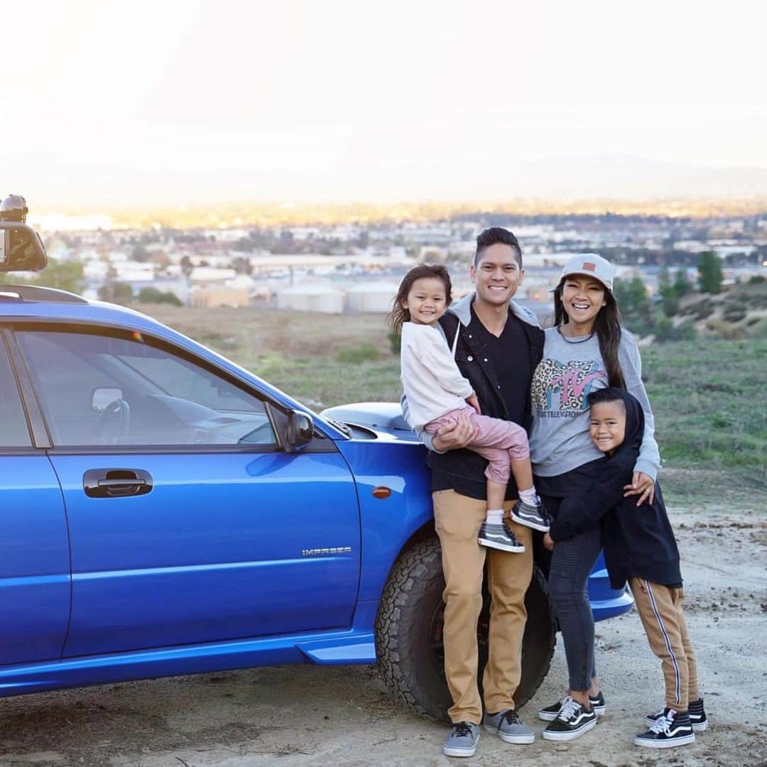 Subaru of Americaさんのインスタグラム写真 - (Subaru of AmericaInstagram)「This week, our team was asked what we were thankful for. The answer was pretty obvious... our #SubaruFamily 😉. Tag who you're thankful for!  (📸 1: @tilerrenee @ournorthernworld, 2: @travis_james_stewart, 3: Jaclynn Wilkinson, 4: @partyof4sometimes2, 5: @peygreenberg00, 6: CJ Hunter-Brown, 7: @lindstakesphotos @hannahmartinphoto, 8: @blairbohuny @mandy_karako)」11月27日 5時40分 - subaru_usa