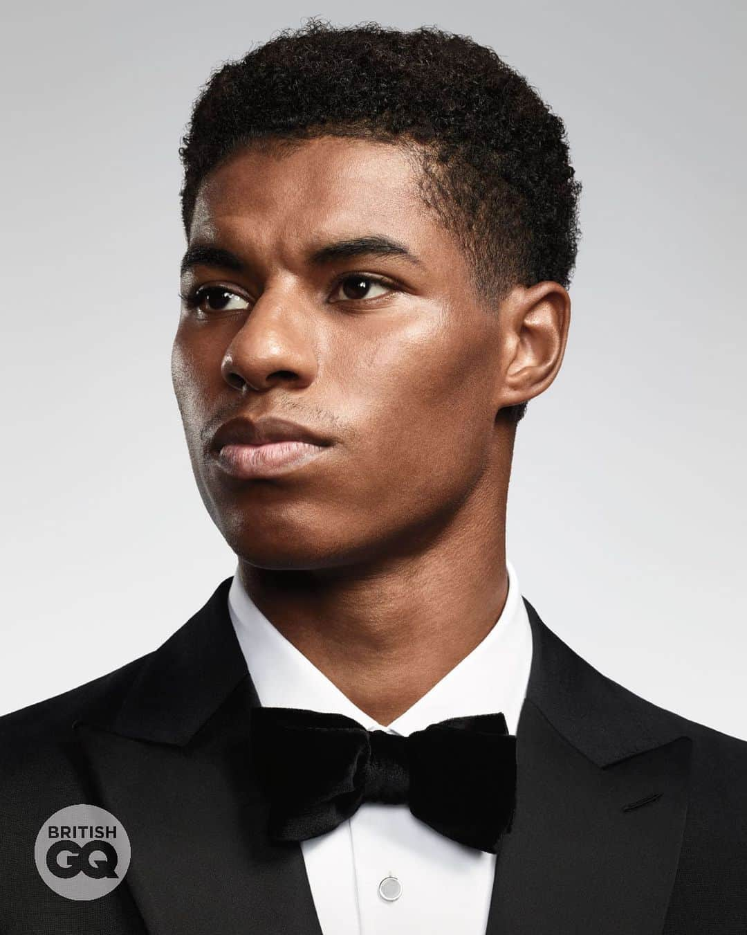 Burberryさんのインスタグラム写真 - (BurberryInstagram)「Congratulations @MarcusRashford – named Campaigner of the Year by @BritishGQ for your work to support young people. We couldn't agree more.   Photographed #InBurberry by @HbSauce14 styled by @AngeloMitakos   #BurberryVoices #GQAwards」11月27日 6時02分 - burberry