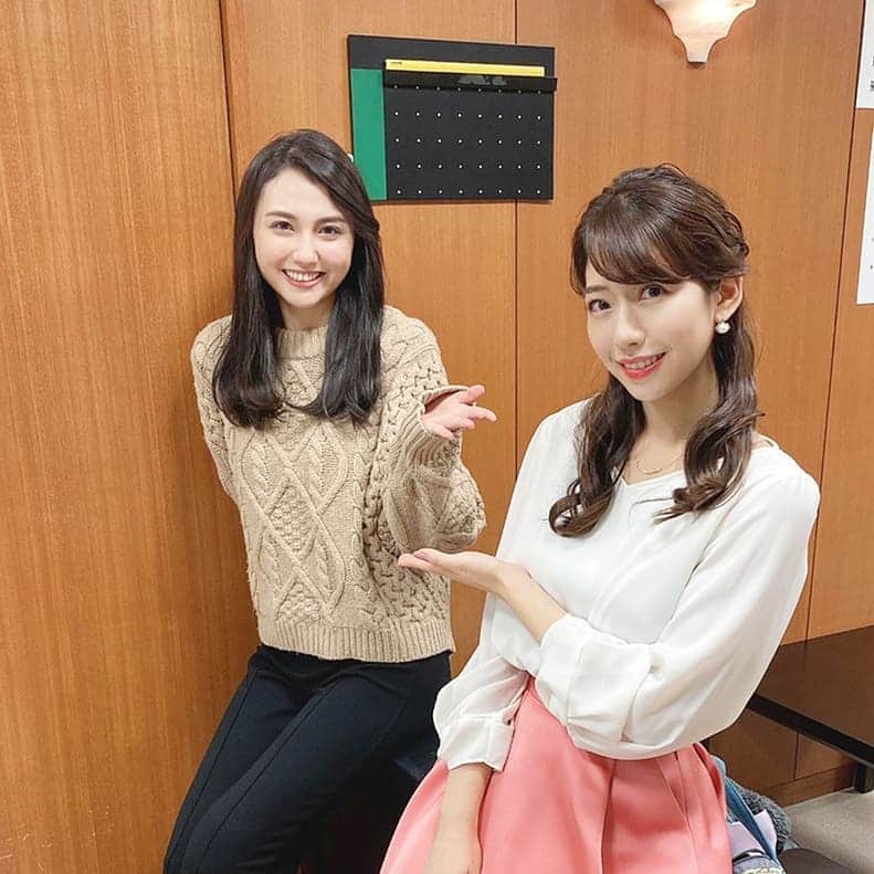 のインスタグラム：「ヘアーカットをしたのは誰でしょうクイズ正解は‥💇‍♀️！！﻿ ﻿ ﻿ 山形純菜と小野寺結衣の2人でした！✨笑﻿ ﻿ 2人ともロングヘアーなので5センチくらい切っても誰にも気付いてもらえません😂﻿ ﻿ ﻿ みなさんはロングヘアー派orショートヘアー派、どちらですか？😊♪﻿ ﻿ ﻿ 撮影の時だけマスクを外しています。﻿ ﻿ ﻿ 小野寺﻿ ﻿ #ヘアーカット﻿ #ヘアスタイル﻿ #山形純菜﻿ #小野寺結衣﻿ #アナウンサー﻿ #はやドキ﻿ #tbs」