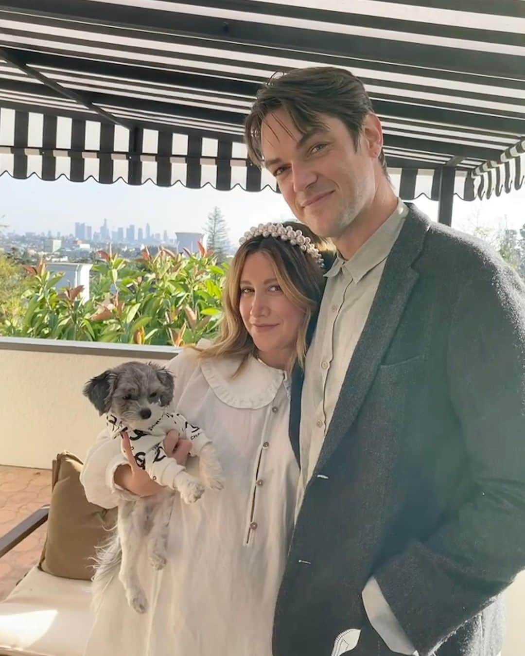 アシュレイ・ティスデイルのインスタグラム：「Happy thanksgiving from our family to yours ❤️ (ziggy not pictured Bc she was trying to eat leaves off the ground)」