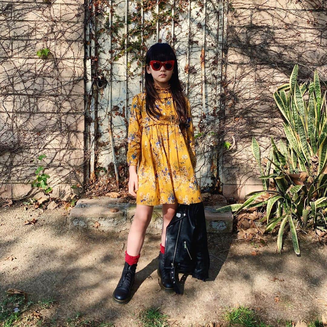 Zooey Miyoshiさんのインスタグラム写真 - (Zooey MiyoshiInstagram)「Happy Thanksgiving !!! 🦃 We’re so thankful for all of you and wish you all a safe and wonderful Thanksgiving! Thank you for following Zooey’s journey! 💛🧡🤎  Dress: @christinarohde_ Boots: @drmartensusa  @drmartensofficial Leather Jacket: @aninebingkids Sunnies: @wearesonsanddaughters」11月27日 8時34分 - zooeyinthecity