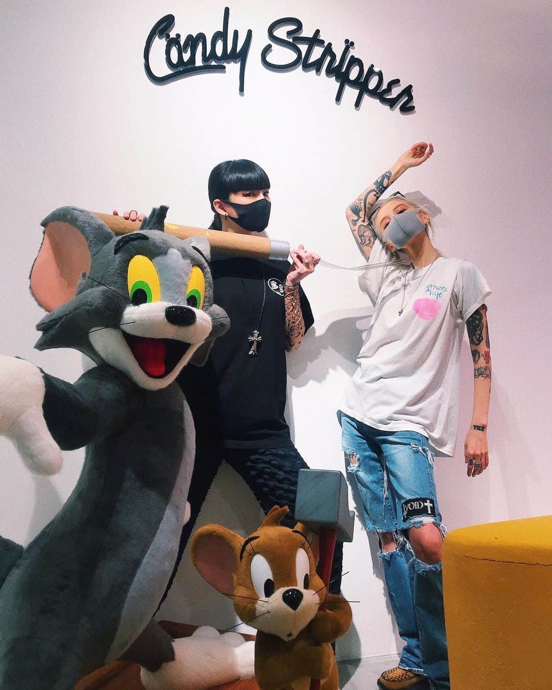 板橋よしえのインスタグラム：「. 先日の渋谷PARCO 1st Anniversary Party🎈 たくさんの方々に来て頂けてとてもうれしかったです🥺✨ ありがとうございました❤️ #candystripper  #渋谷PARCO #tomandjerry」