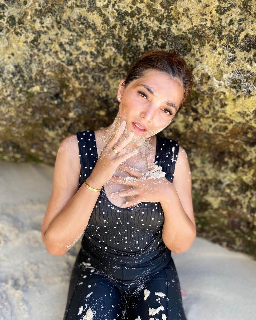 Ashantyさんのインスタグラム写真 - (AshantyInstagram)「Forgive others, not because they deserve forgiveness, but because you deserve peace😍🌈🌺💕 #diamondbeach #nusapenida」11月27日 20時57分 - ashanty_ash