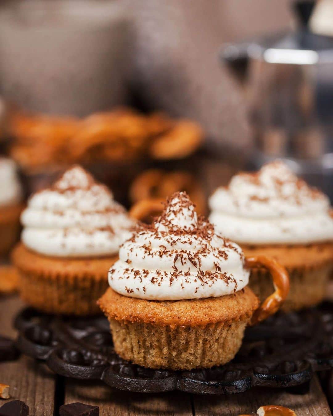 Good Morning Americaさんのインスタグラム写真 - (Good Morning AmericaInstagram)「Have leftover sweet potatoes from Thanksgiving? Make these sweet potato cupcakes with marshmallow frosting! Get the recipe at link in bio! #Thanksgiving #recipe #dessert #cupcake #thanksgiving2020 #cupcakes #recipes #sweetpotato #leftovers」11月27日 21時01分 - goodmorningamerica