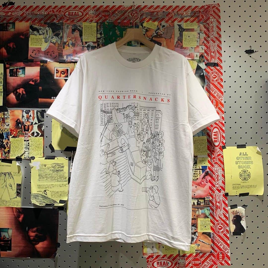 のインスタグラム：「＜QUARTER SNACKS＞ Mens  Presented By Tee ¥5,800+TAX Item No.11-08-5653 BEAMS JAPAN 2F ☎︎03-5368-7317 @beams_japan #quartersnacks #beams #beamssurfandsk8 #beamsjapan #beamsjapan2nd Instagram for New Arrivals Blog for Recommended Items」