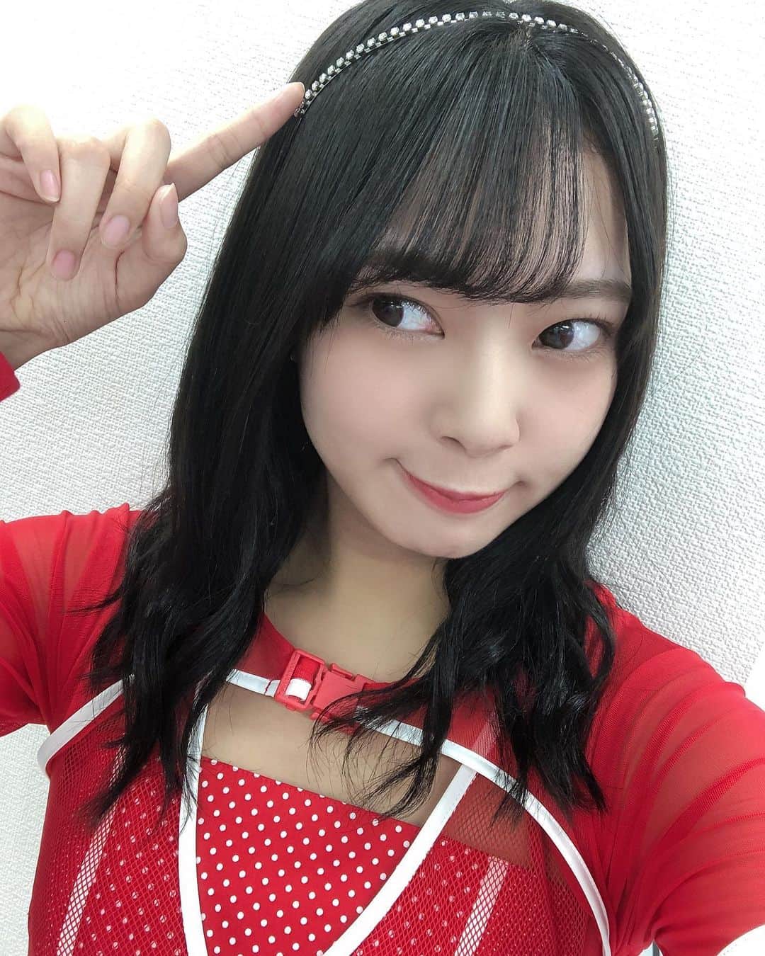 山田寿々のインスタグラム：「﻿ ﻿ 久しぶりに衣装着れてワクワクしました❤️❤️﻿ ﻿ カチューシャ大好きやから嬉しい〜☺️﻿ ﻿ ﻿ #NMB48 #生写真」