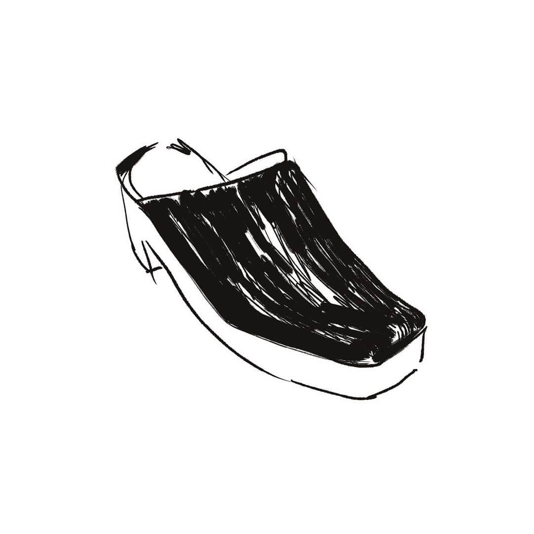 テーリポルキのインスタグラム：「Not everything is black and white. Today we want to emphasize responsibility and encourage people to support the local and small businesses.   #TERHIPÖLKKI #terhipölkkistore #kampgarden #finnishdesign #sustainable #supportyourlocal」