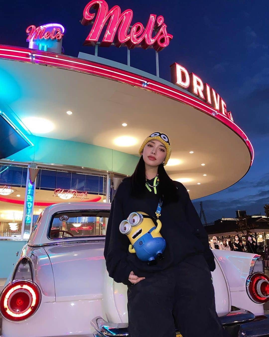 葉月さんのインスタグラム写真 - (葉月Instagram)「♟🎲USJ🎰🍿 ミニオンになたよ🍌💛💙」11月27日 20時48分 - hzk0207