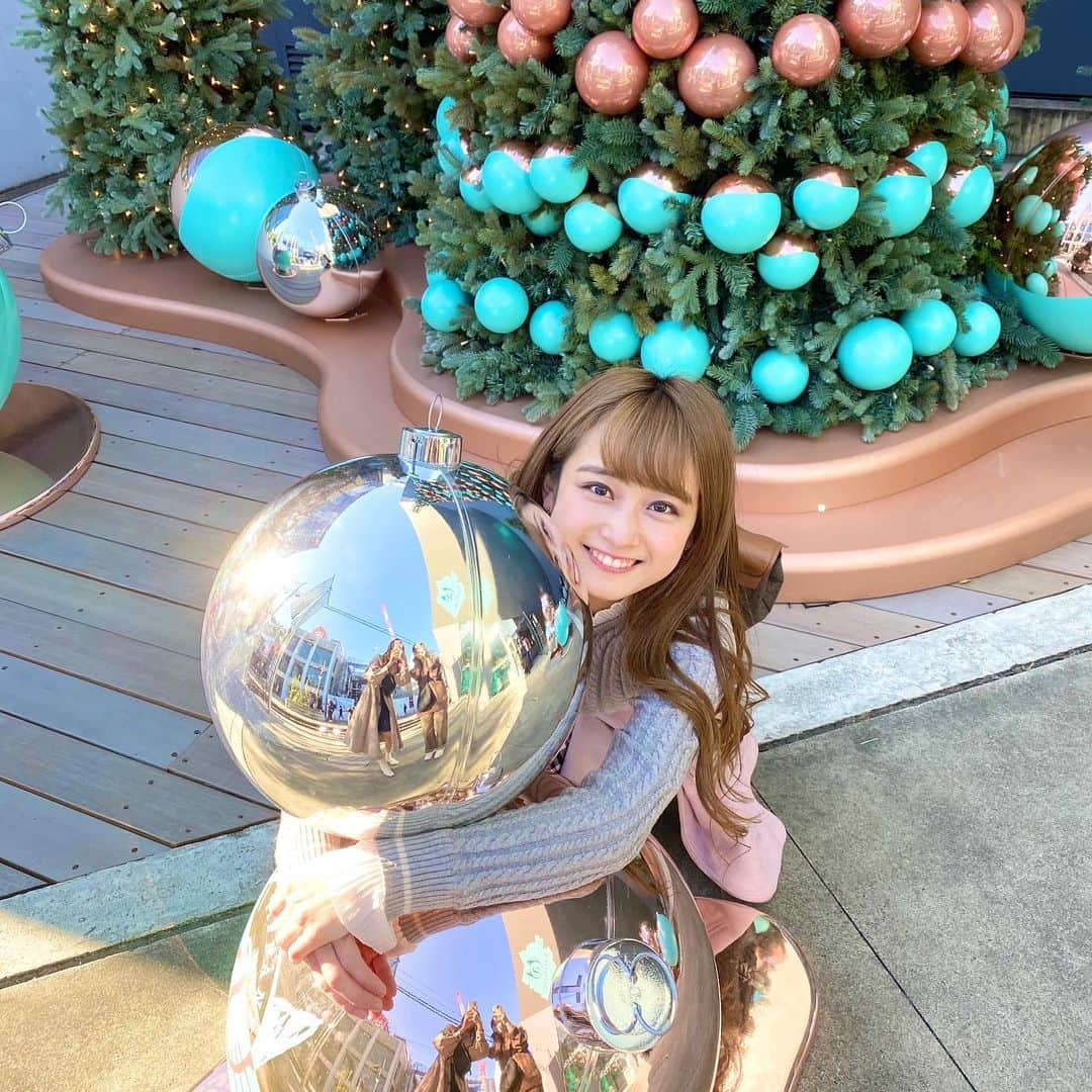 奈良怜那さんのインスタグラム写真 - (奈良怜那Instagram)「遊びに行ったらいっぱい写真撮ってくれる❤︎ 反射で3ショット📸  #原宿#キャットストリート#tiffany#harajuku#tokyo#아이돌#일상#데일리#ootd#knit#오오티디#좋아요#팔로우미#휴일#idol#공원#park#산책#핑크#pink#被写体#アイドル#가수#노래#日常#撮影#모델#사진#촬영#코디」11月27日 12時00分 - narareina_111