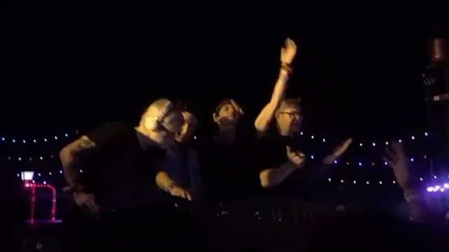 Ghastlyのインスタグラム：「We will always have the good times  Me x jauz x i_O x dr fresch  Edc 2019」