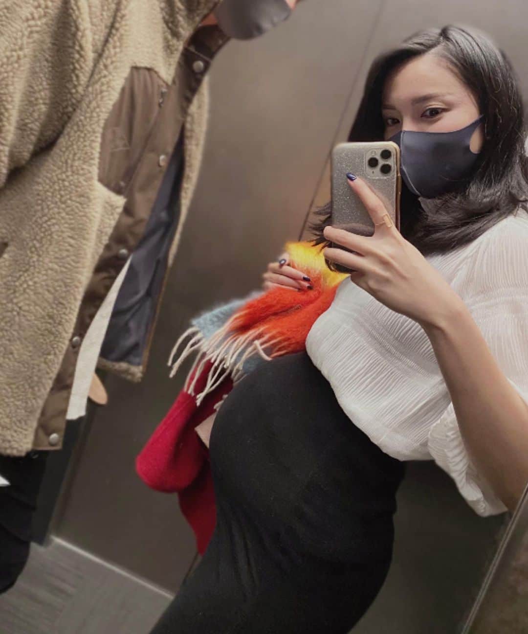 吉田愛璃のインスタグラム：「. . 24W👶🏻  ちびごり🦍による胃の圧迫で逆流性食道炎と戦う後半戦になりそう🗣  #妊娠7ヶ月  #妊娠中期 #ぷんにーらいふ #逆流性食道炎 #マイナートラブル多発中 #がんばるんば」