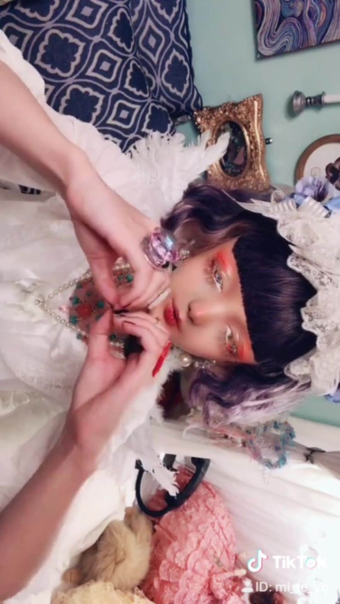 のインスタグラム：「#DOLL」
